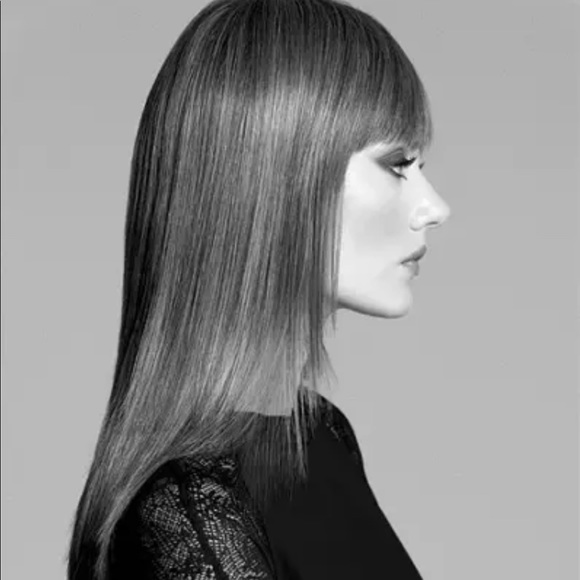 LUXHAIR High Fashion Wig Tabatha Coffey Sleek & Straight Lt. Golden Brown #1259 - Picture 2 of 12